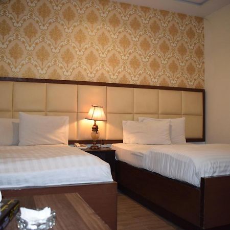 Hotel Pak Continental Multan Exteriér fotografie