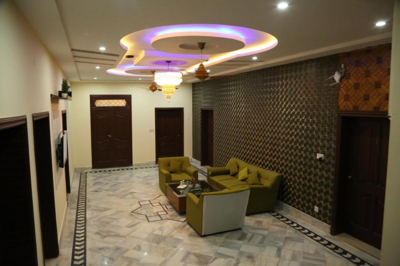 Hotel Pak Continental Multan Exteriér fotografie