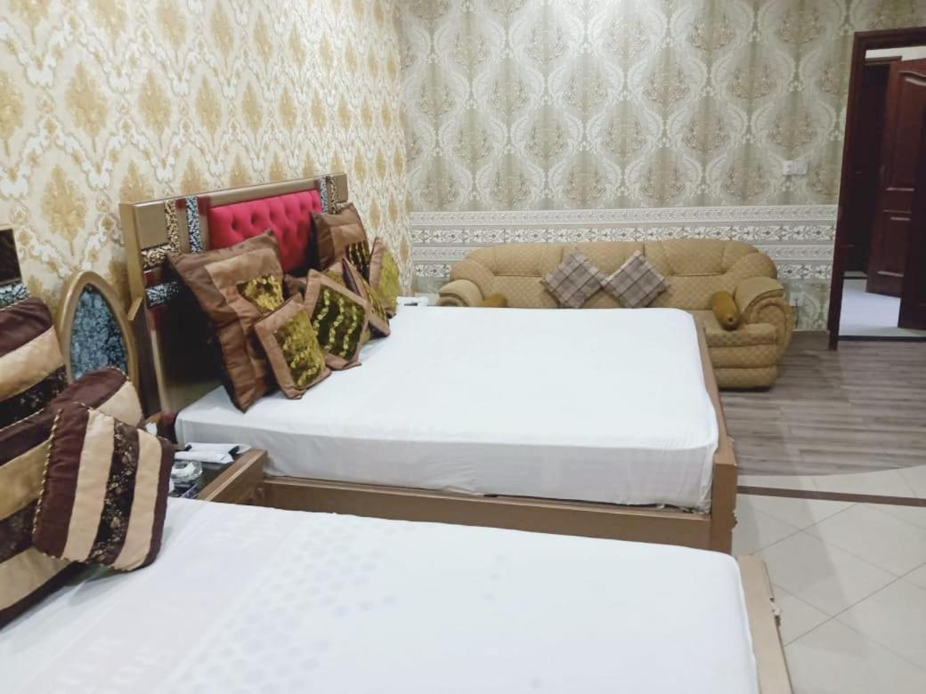 Hotel Pak Continental Multan Exteriér fotografie