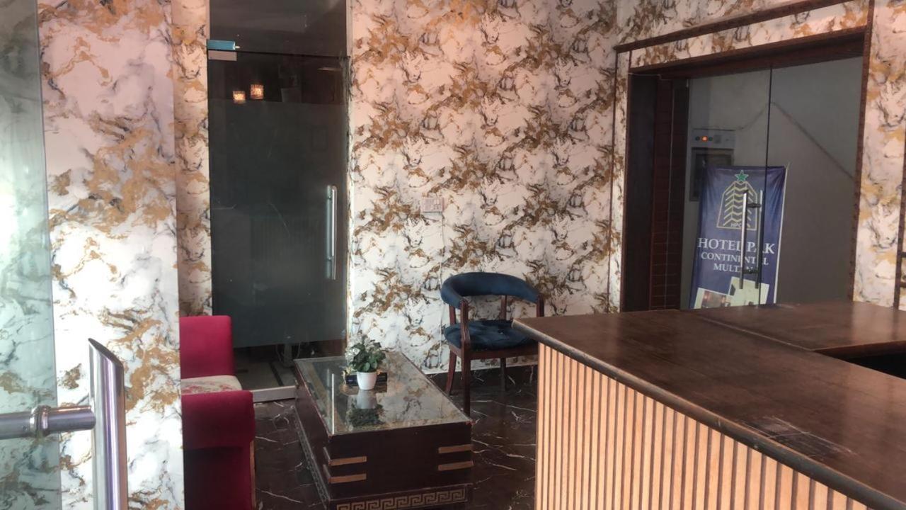 Hotel Pak Continental Multan Exteriér fotografie