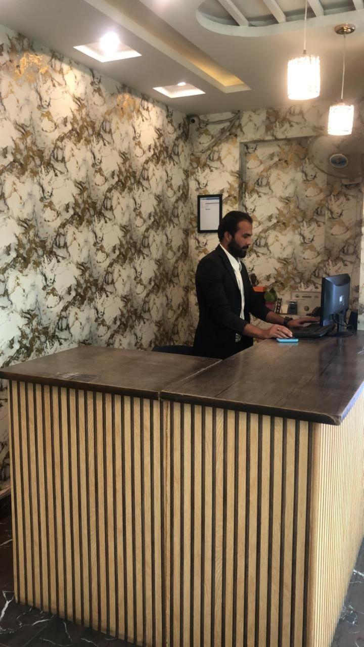 Hotel Pak Continental Multan Exteriér fotografie
